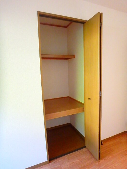 物件内観写真11　(収納)