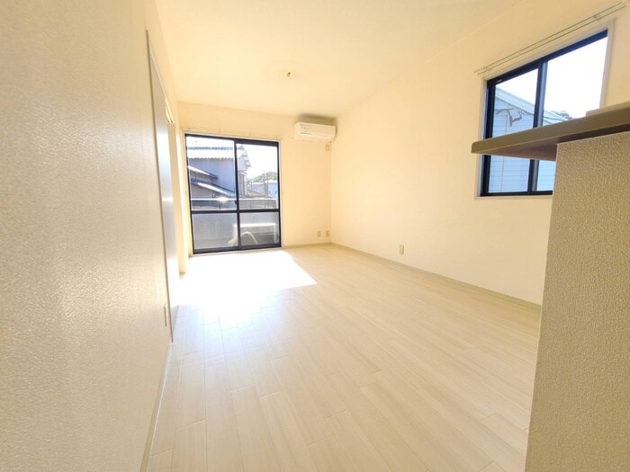 物件内観写真6　(居室)