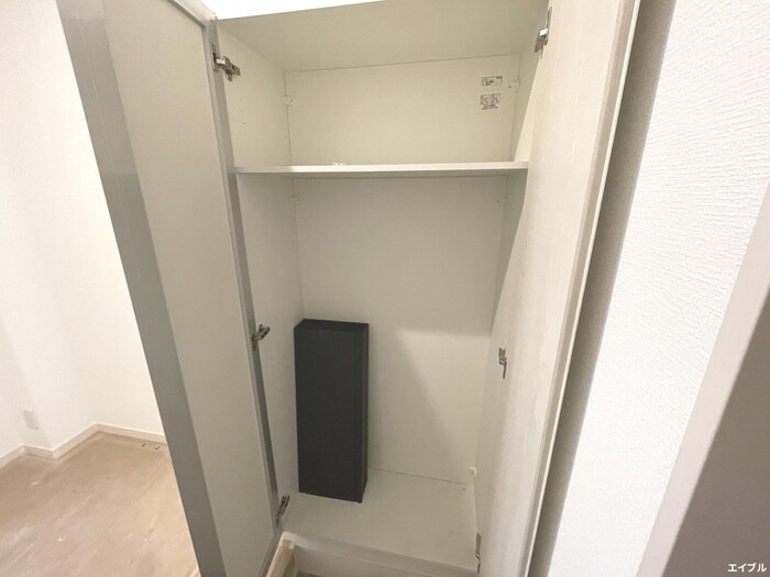 物件内観写真10　(靴箱)
