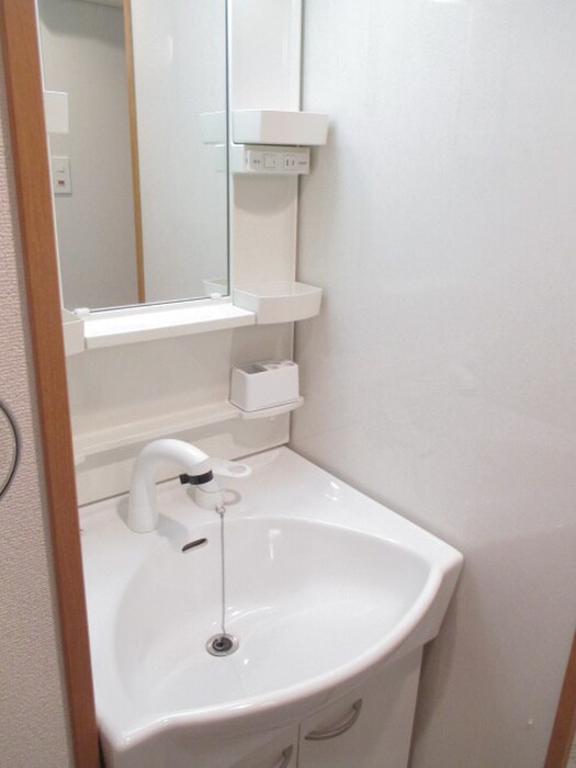 物件内観写真11　(洗面)
