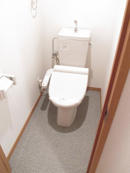 物件内観写真14　(トイレ)