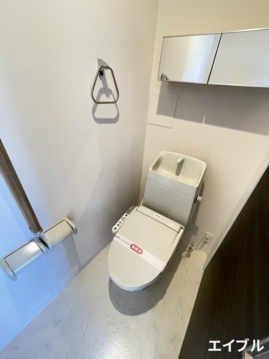 物件内観写真11　(トイレ)