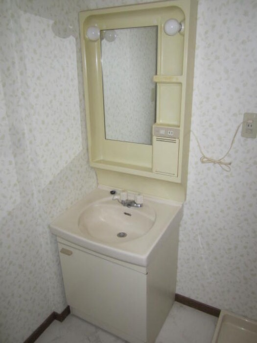 物件内観写真13　(洗面)