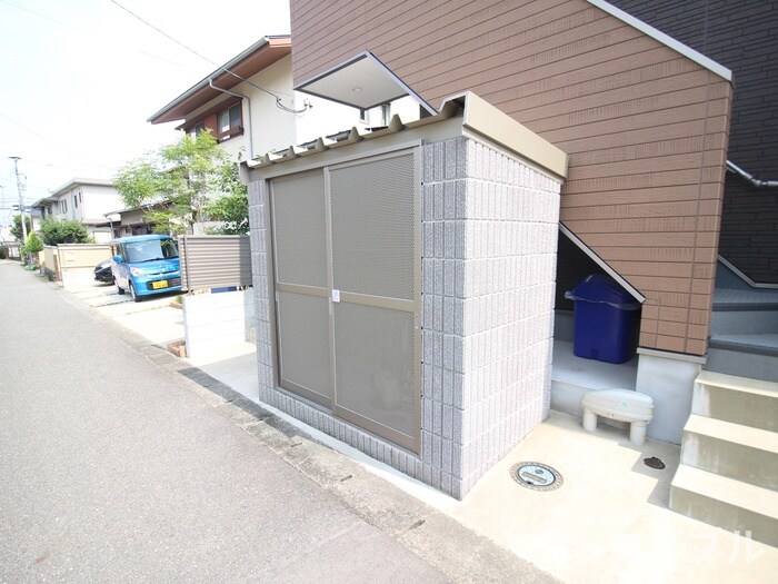 物件外観写真6　(建物設備)