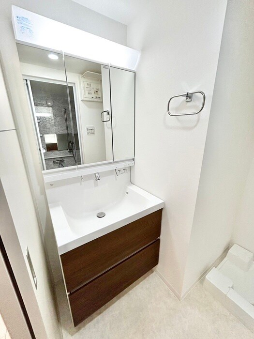 物件内観写真13　(洗面)