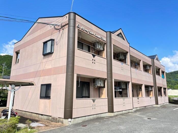 物件外観写真4　(外観写真)