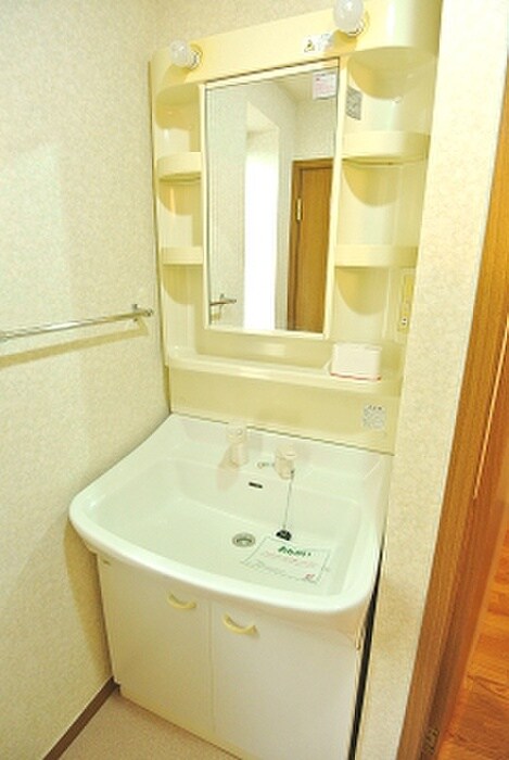 物件内観写真4　(洗面)