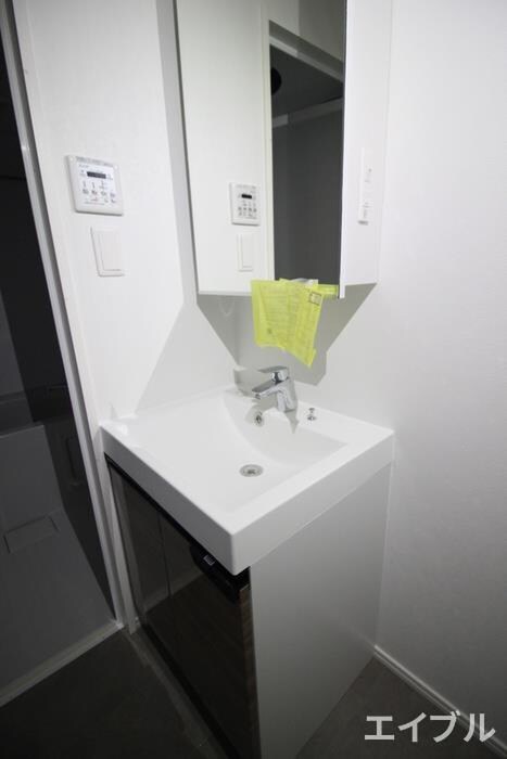 物件内観写真13　(洗面)