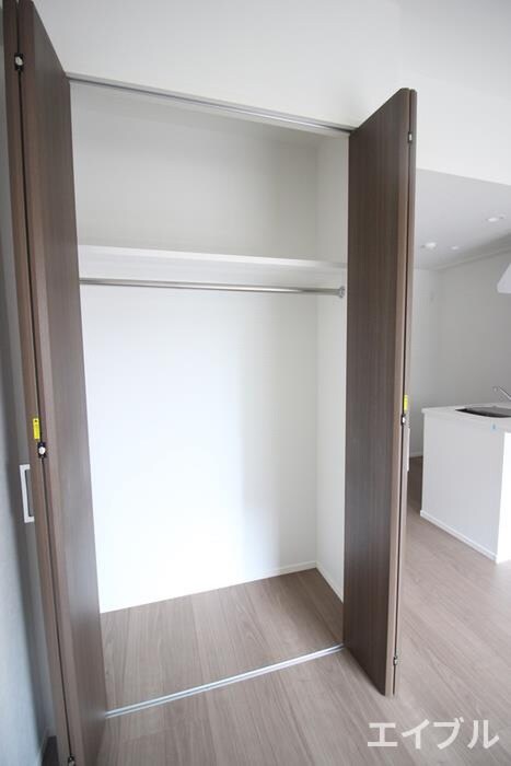 物件内観写真16　(収納)
