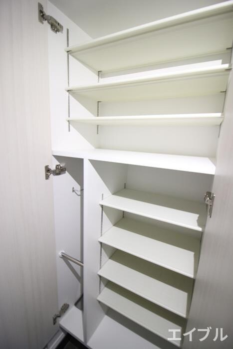 物件内観写真17　(靴箱)