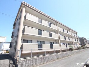 龍ハイツ外観写真