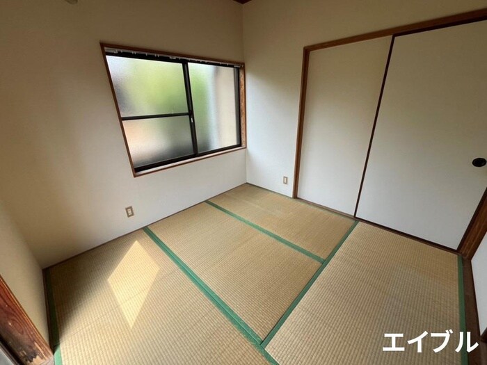 物件内観写真8　(居室)