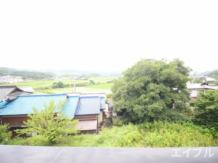 物件内観写真17　(室内からの展望)