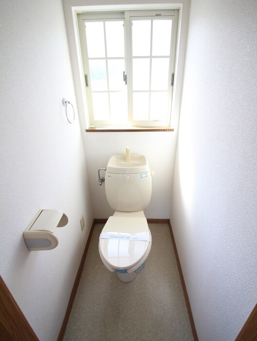 物件内観写真10　(トイレ)