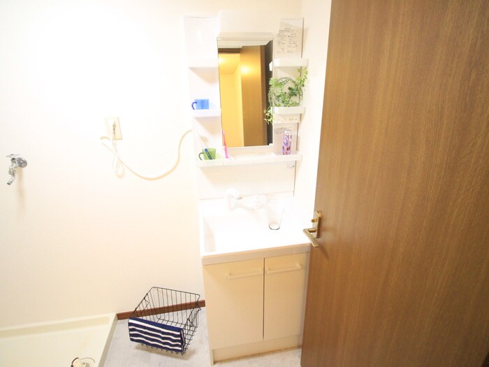物件内観写真7　(洗面)