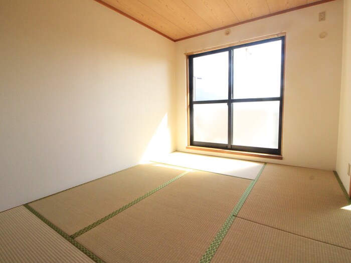 物件内観写真18　(居室)