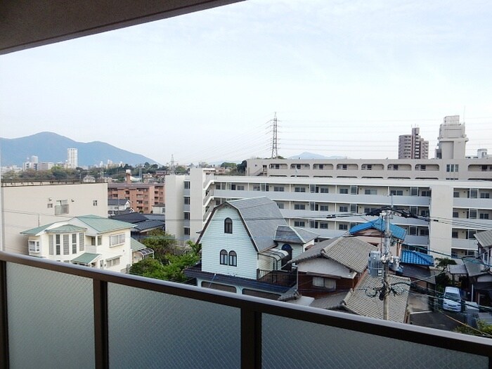 物件内観写真13　(室内からの展望)