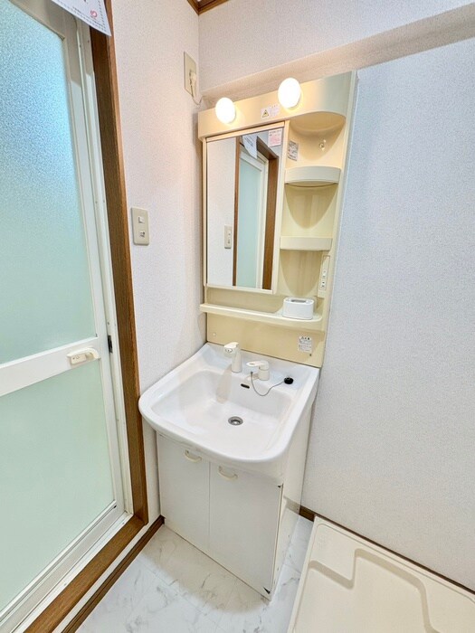 物件内観写真12　(洗面)