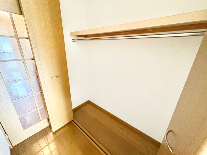 物件内観写真14　(収納)