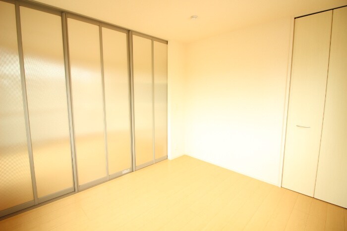 物件内観写真15　(居室)