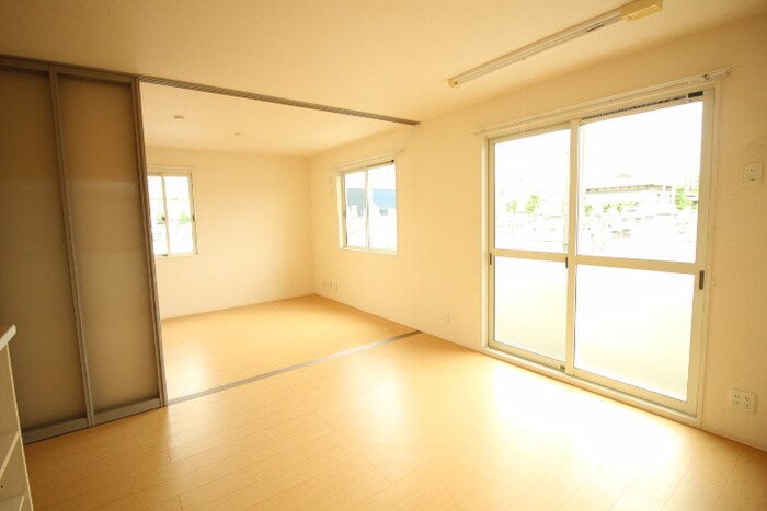 物件内観写真16　(居室)