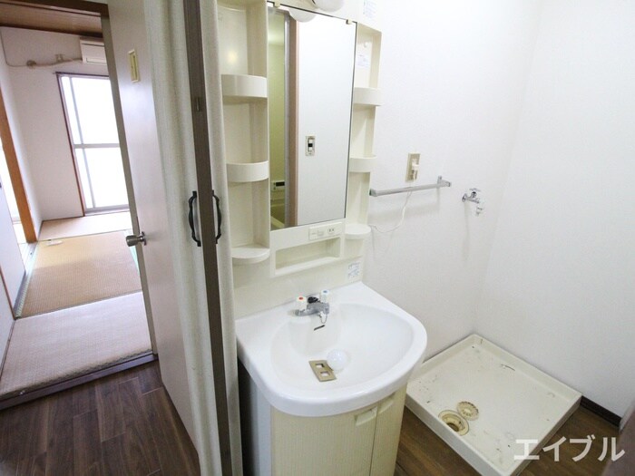 物件内観写真9　(洗面)