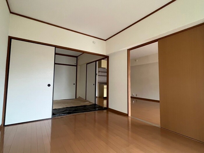 物件内観写真8　(居室)