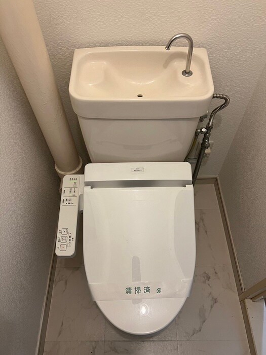 物件内観写真11　(トイレ)