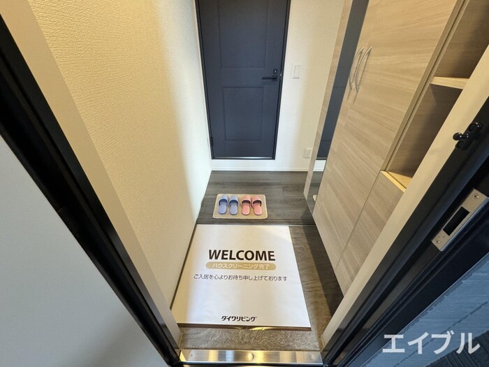 物件内観写真14　(玄関)