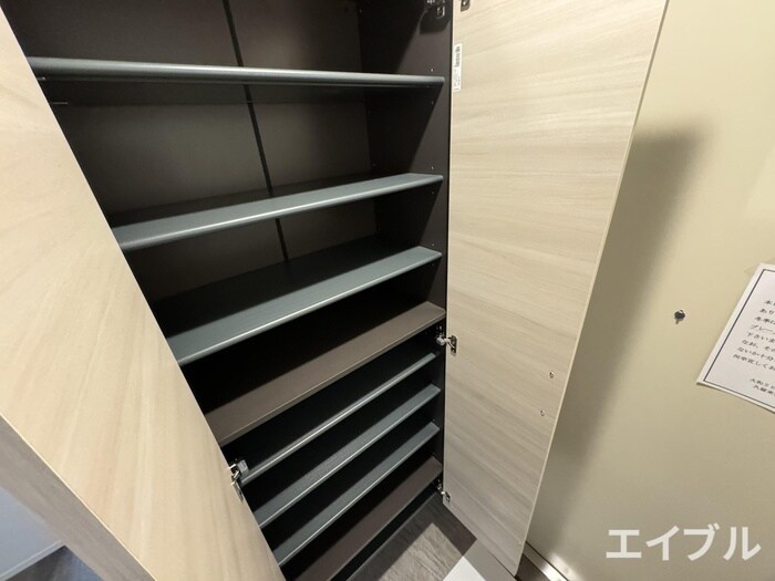 物件内観写真15　(靴箱)