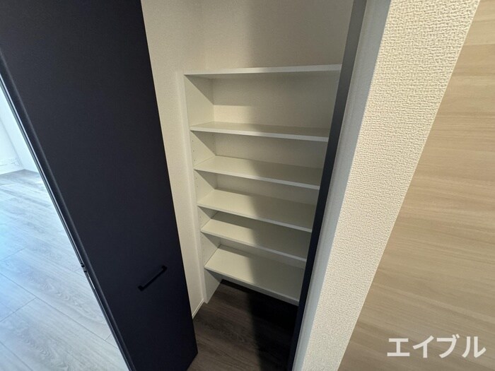 物件内観写真22　(収納)