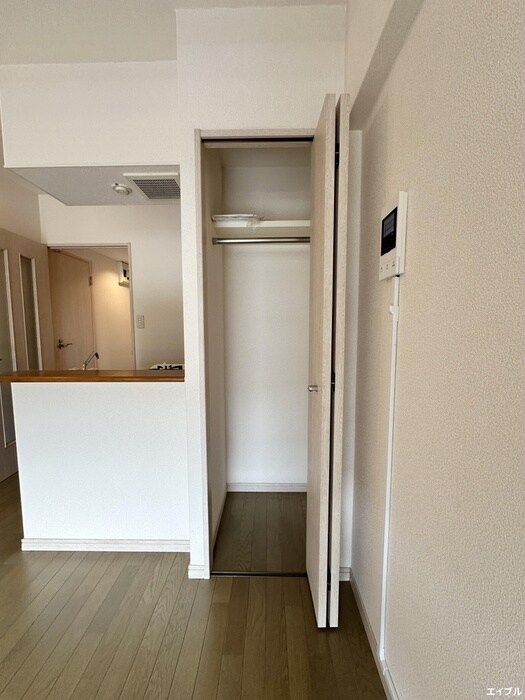 物件内観写真16　(収納)