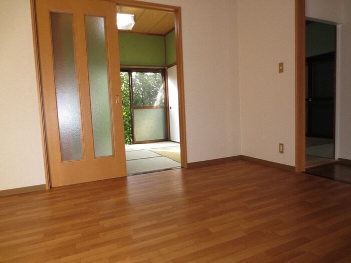 物件内観写真5　(居室)