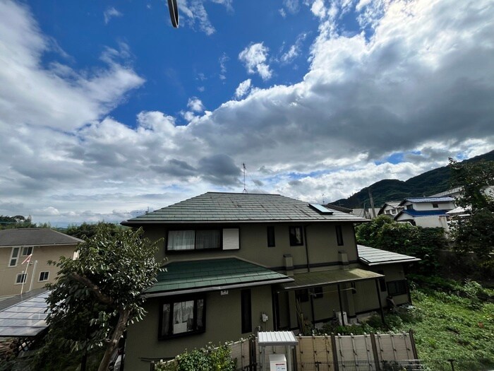 物件内観写真11　(室内からの展望)