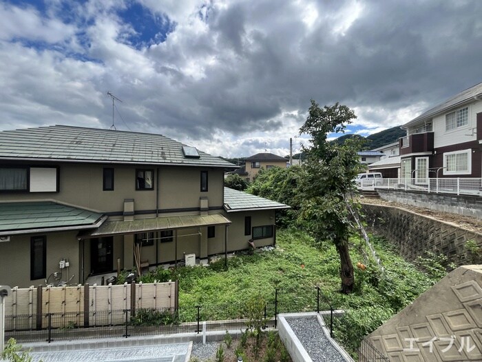 物件内観写真16　(室内からの展望)