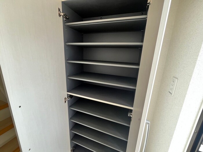 物件内観写真16　(靴箱)