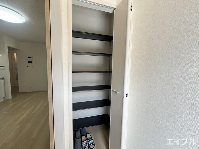 物件内観写真17　(靴箱)