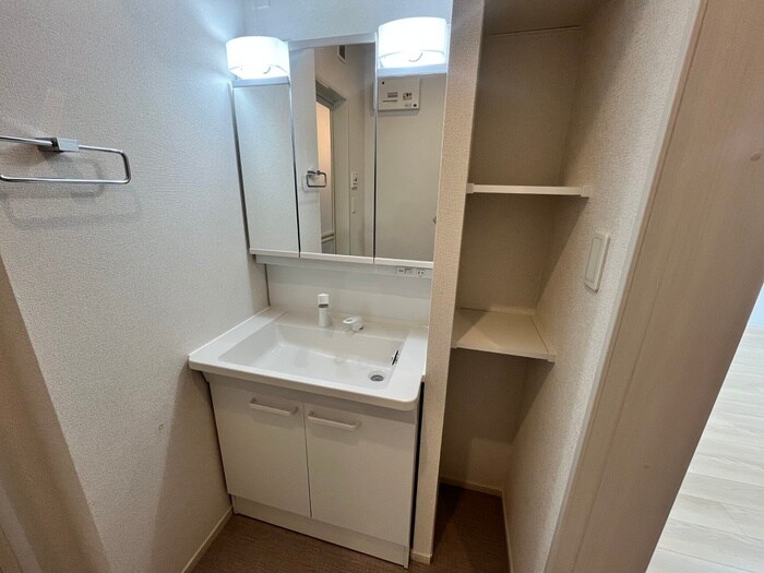 物件内観写真20　(洗面)