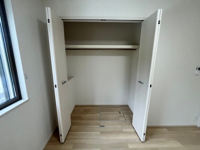 物件内観写真21　(収納)