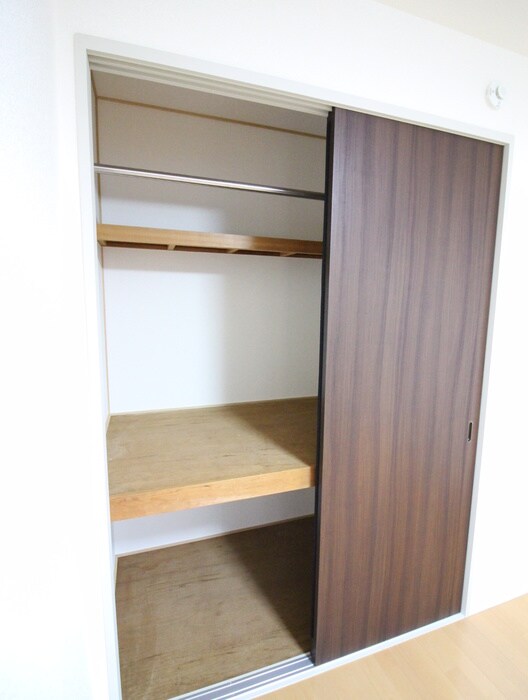 物件内観写真17　(収納)