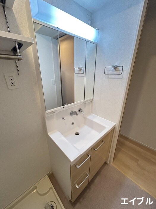 物件内観写真9　(洗面)