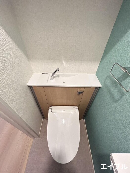 物件内観写真11　(トイレ)