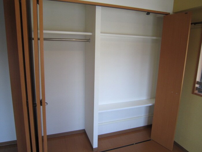 物件内観写真9　(収納)