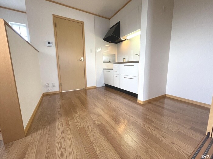 物件内観写真8　(居室)