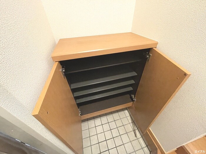 物件内観写真13　(靴箱)
