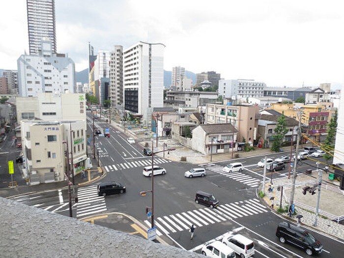 物件内観写真14　(室内からの展望)