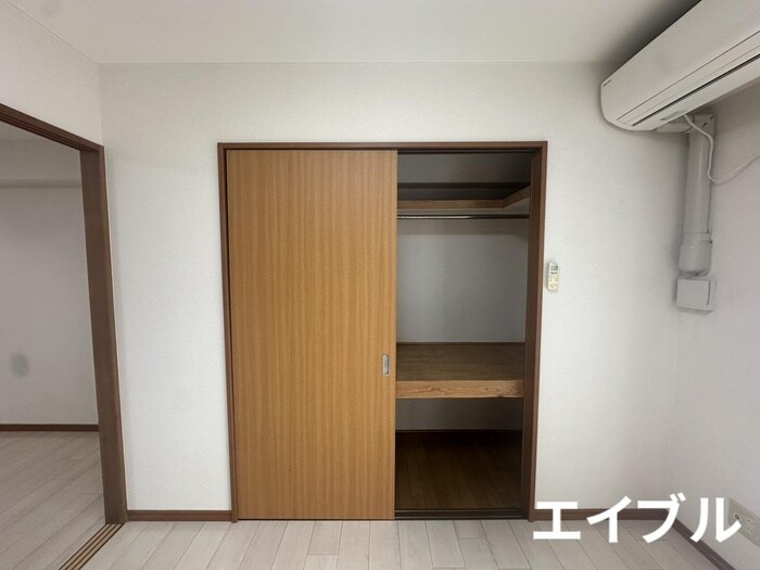 物件内観写真12　(収納)