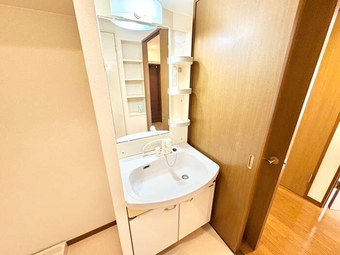 物件内観写真14　(洗面)