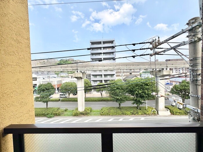 物件内観写真17　(室内からの展望)