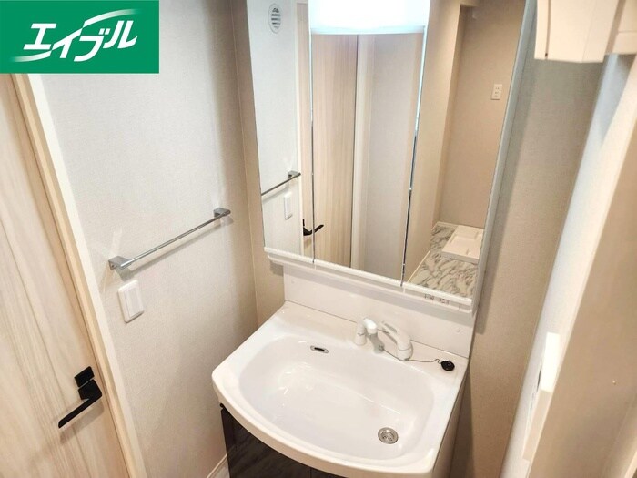 物件内観写真12　(洗面)